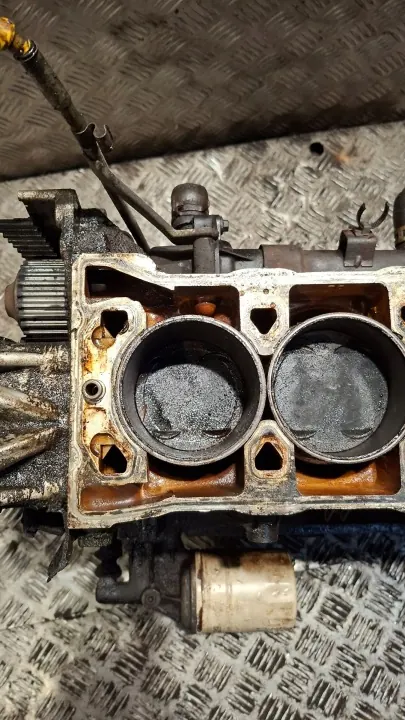 Moottorilohko Männät Kampiakseli Land Rover Käytetty image 7