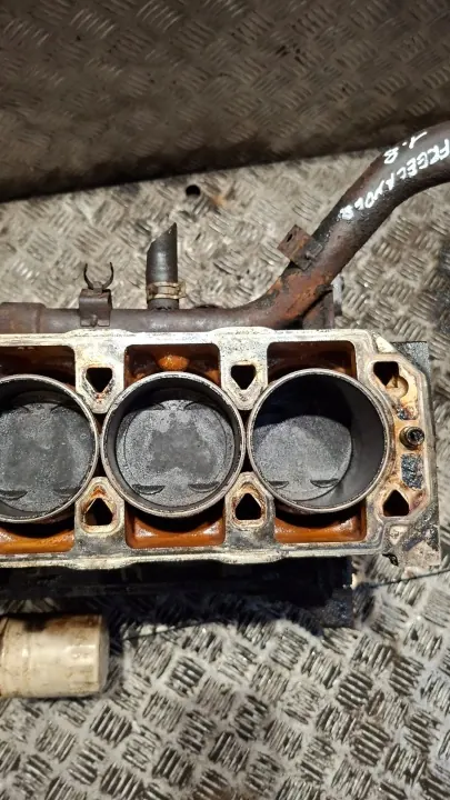 Moottorilohko Männät Kampiakseli Land Rover Käytetty image 8