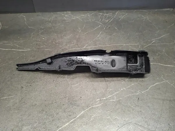 Mercedes W123 konnanlukon kansi OEM 1238870025 image 4