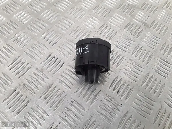 Brytare Seat Ateca 2017 5g0941431af image 2