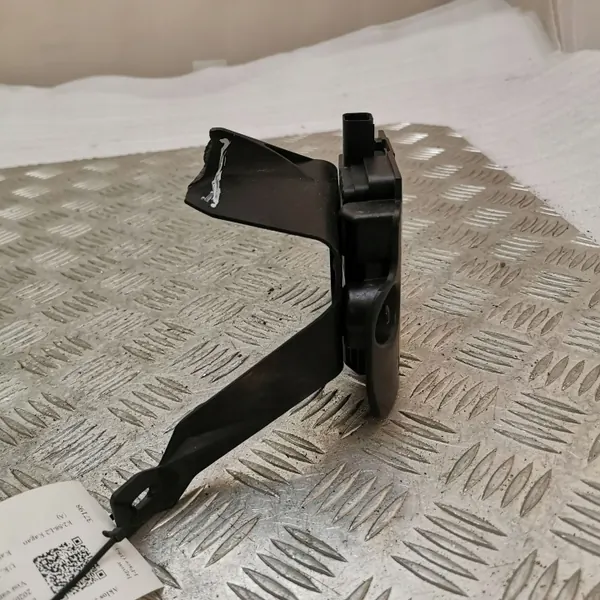 Toter-Winkel-Modul Jaguar I-Pace 2020 OEM JPLA14F152AD image 4