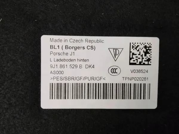 Porsche Taycan Heckablage OEM 9J1861529B - Gebraucht image 3