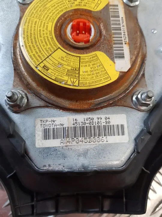 Volant multifonction OEM 45130-0D101-B0 avec airbag image 9