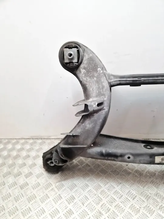 Mercedes-Benz A2313509400 Achterhulpframe - Gebruikt image 10