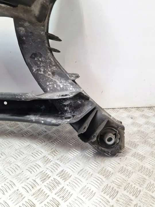 Mercedes-Benz A2313509400 Achterhulpframe - Gebruikt image 6