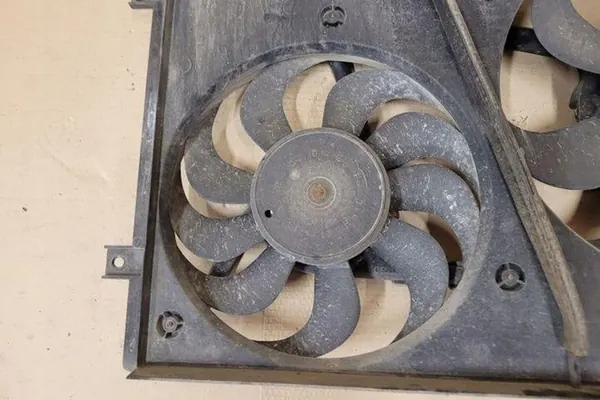 Framstötfångare SEAT IBIZA III 6Q0121207A 1.9L Diesel 2004 image 6