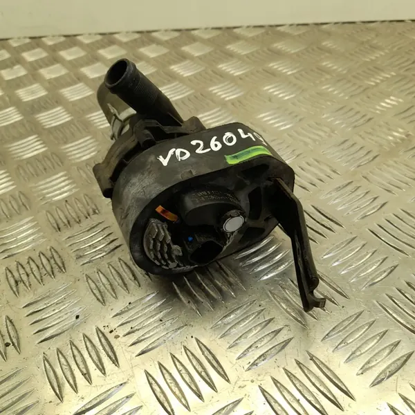 Vattenpump Tesla MODEL S 2015 1041151-02-A image 3