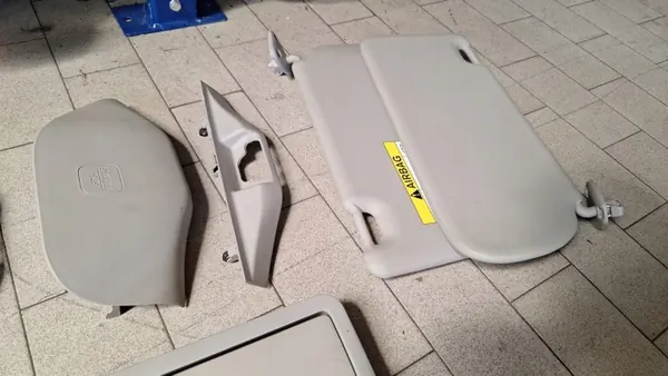Pièces intérieures OEM WNĘTRZE KABINY NAVARA IV AD23 NP300 image 4