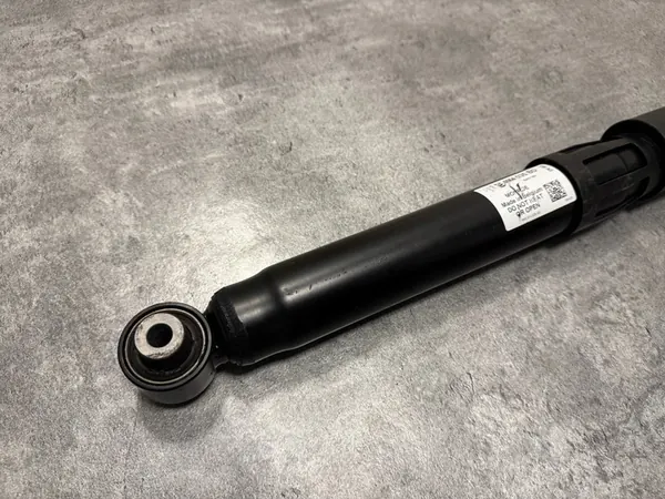Amortecedor traseiro VW Touareg CR7 III image 2