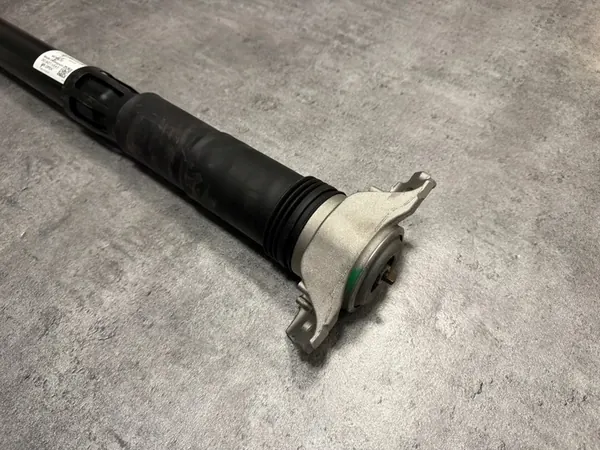 Amortecedor traseiro VW Touareg CR7 III image 4