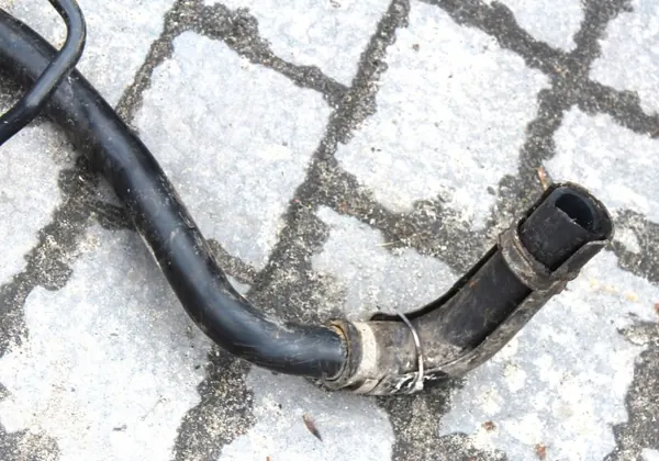 Col de remplissage OEM pour Toyota Corolla E12 HB 1.6 VVTi image 9