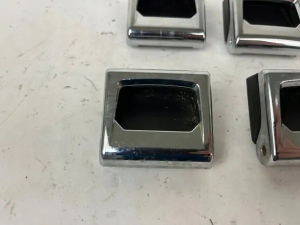 OEM 12345 Matkatavaran kiinnitystuki Audi Q7 4M image 4