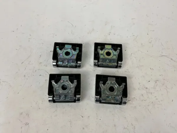 OEM 12345 Matkatavaran kiinnitystuki Audi Q7 4M image 6