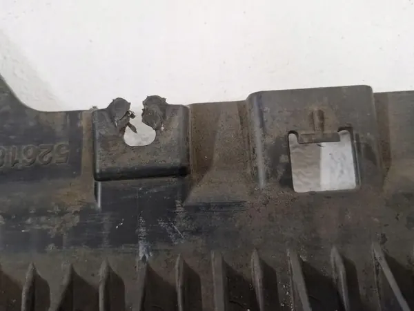 TOYOTA AURIS 1 Framskyddsplåt 52618-02010 image 5