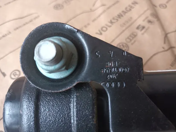 Amortizzatore anteriore e molla AUDI A6 C7 4G 4G0413031N image 8