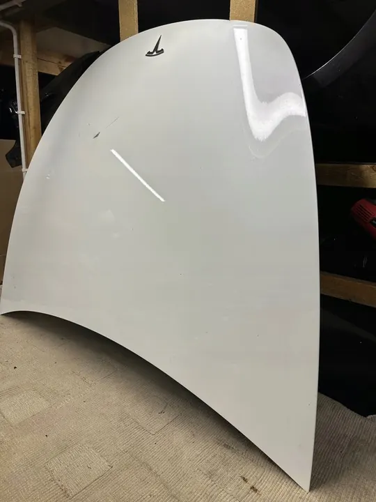 TESLA MODEL Y 20-> Motorhuv image 3