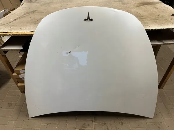 TESLA MODEL Y 20-> Motorhuv image 6