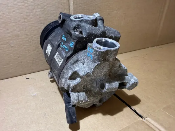 Audi A4 B8 A5 8T 2.0 TDI AC-compressor OEM 8K0260805L image 3