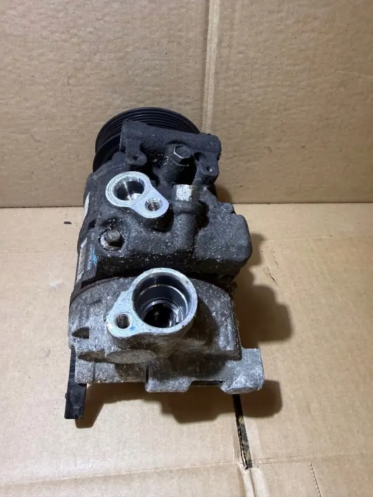 Audi A4 B8 A5 8T 2.0 TDI AC-compressor OEM 8K0260805L image 4