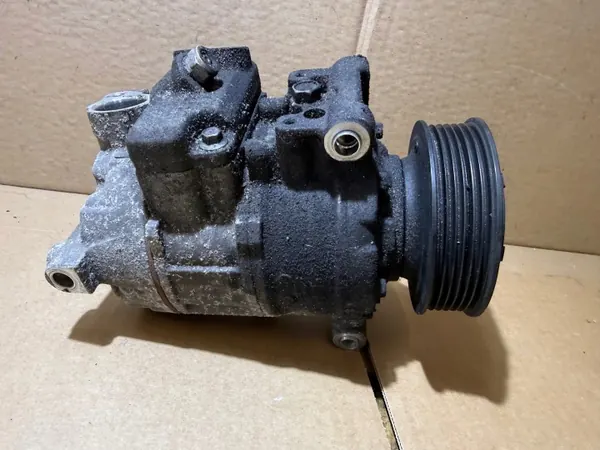 Audi A4 B8 A5 8T 2.0 TDI AC-compressor OEM 8K0260805L image 5