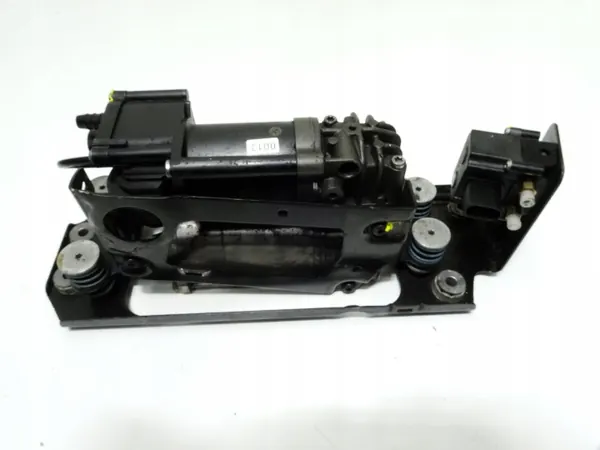 OEM 6864215 Taka-ilmajousituskompressori BMW 7 image 3