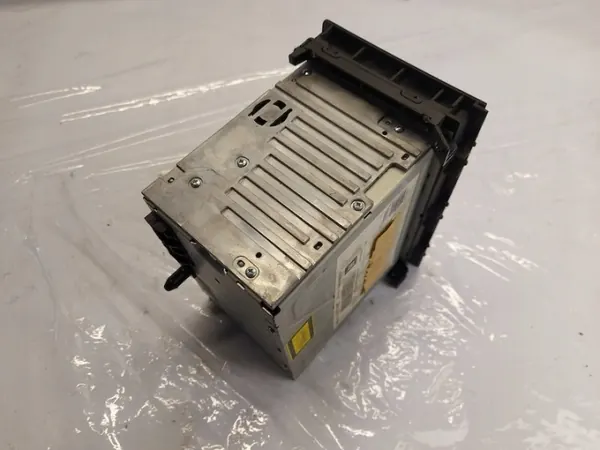 Radio CD OEM 12774897 pour Saab 9-3 II Break image 4