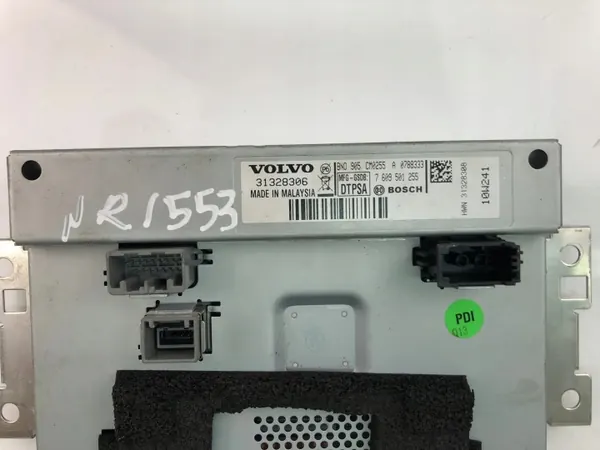 Volvo S60 II Navigationsbildschirm OEM 31328306 image 3