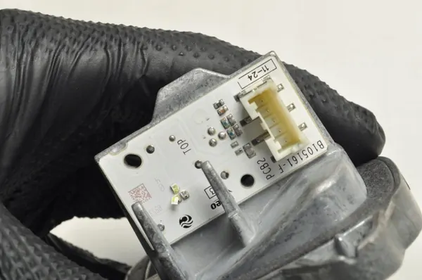 BMW LED-convertermodule OEM 90121824 90159761 image 4