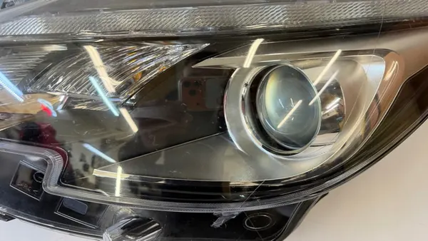 Linker Voorlamp Peugeot 2008 I Lift 2016-2019 image 4