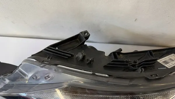 Linker Voorlamp Peugeot 2008 I Lift 2016-2019 image 8