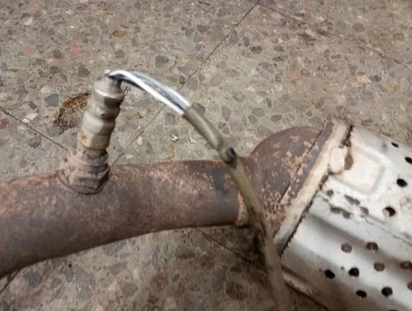 OEM 9639403780 Gebrauchter Katalysator für Citroen C3 image 6