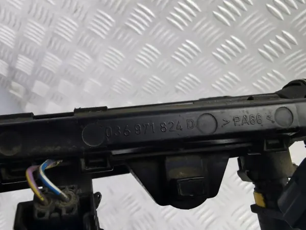 OEM 036133319BT Rail d'injection pour Seat Ibiza IV image 6