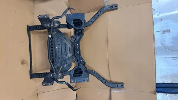 Traverse avant JR3C-5C145-BD pour Ford Mustang image 3
