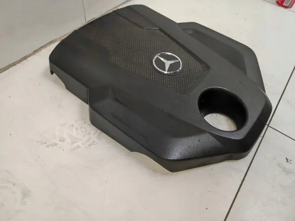 OEM 14041-5XA0A Cubierta Motor Mercedes X-Class W470 image 4