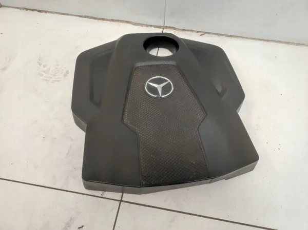 OEM 14041-5XA0A Cubierta Motor Mercedes X-Class W470 image 5