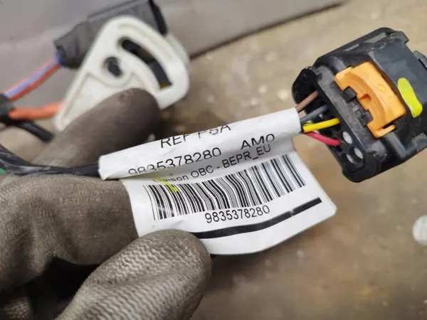 Batterieladekabel OEM 9835378280 für Citroën image 4