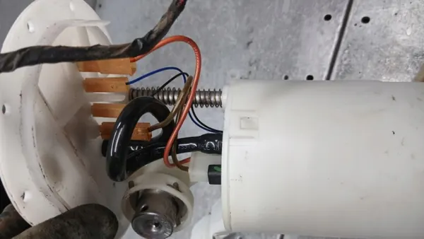Bomba de combustible OEM 468092210 para Fiat Albea 1.2B image 9