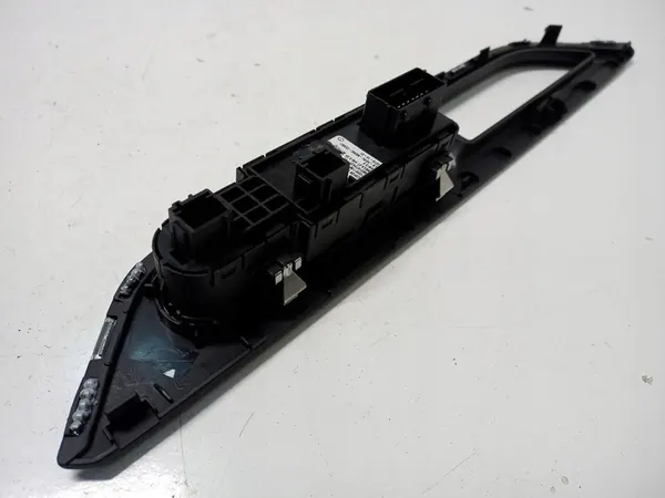 Linker voorraam paneel Peugeot 3008 II image 4