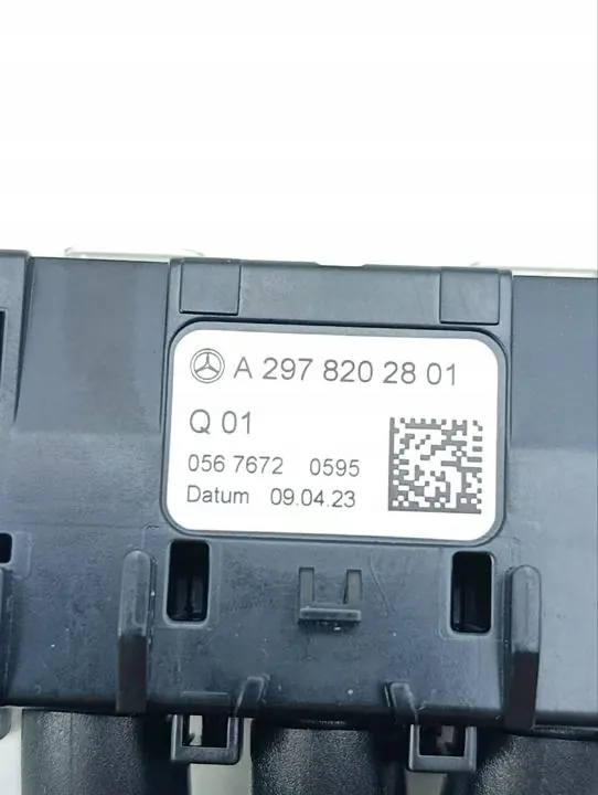A2978202801 Conector USB-C Mercedes - Peça OE usada image 10