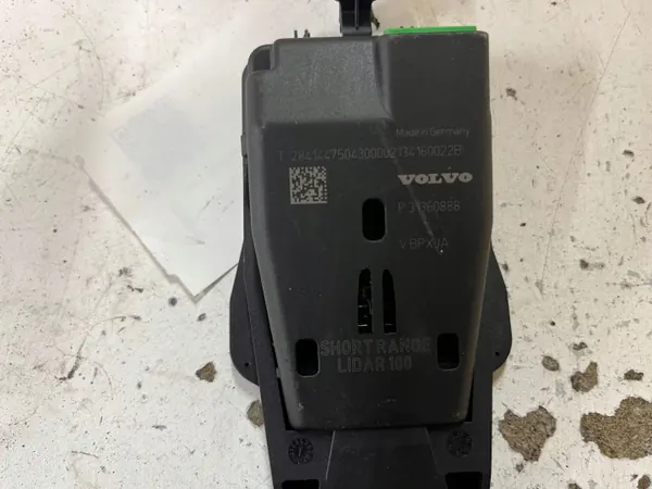 Sadeanturi OEM 2841447602 Volvo V40 Cross Country -malliin image 3