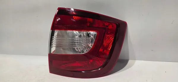 SKODA RAPID LIFTBACK 1.0TSI LUZ TRASERA DERECHA 5JH945096A image 2