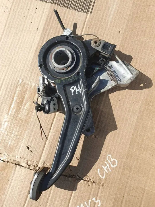 Handbrake Pedal VOLKSWAGEN PHAETON 4.2b V8 335 image 2