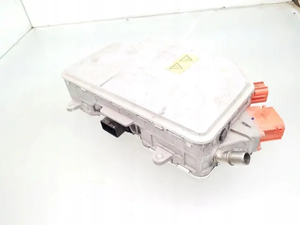 Inversor de voltaje OEM 32325329 para Polestar 2 - Usado image 5
