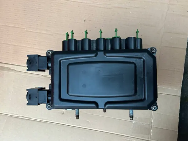 Válvula Moduladora EBS Haldex OEM 823008111 Usada image 3