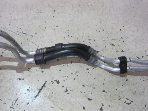 Lignes de refroidisseur d'huile OEM 7638580 BMW N63 image 3