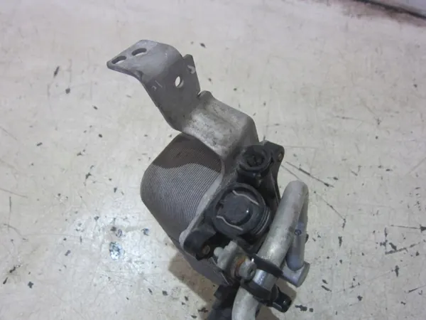 Lignes de refroidisseur d'huile OEM 7638580 BMW N63 image 8