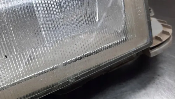 Linker koplamp Mercedes C-Class W202 A2028202961 image 3