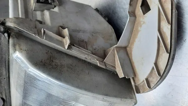 Linker koplamp Mercedes C-Class W202 A2028202961 image 8