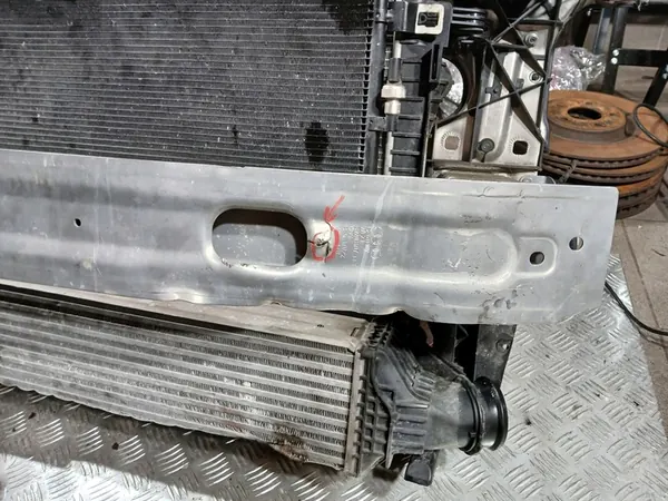 AUDI S4 A4 B9 8W 3.0 TFSI Suporte de Radiador Frontal 8W0145805C image 5