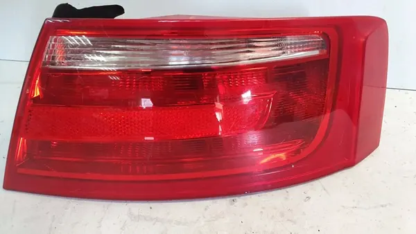 Luz trasera derecha 8T0945096 AUDI A5 8T COUPE 07- image 3
